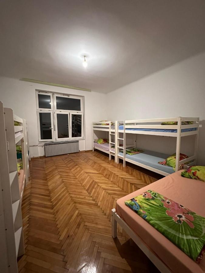 Hostel Golden Horn Сараево Экстерьер фото